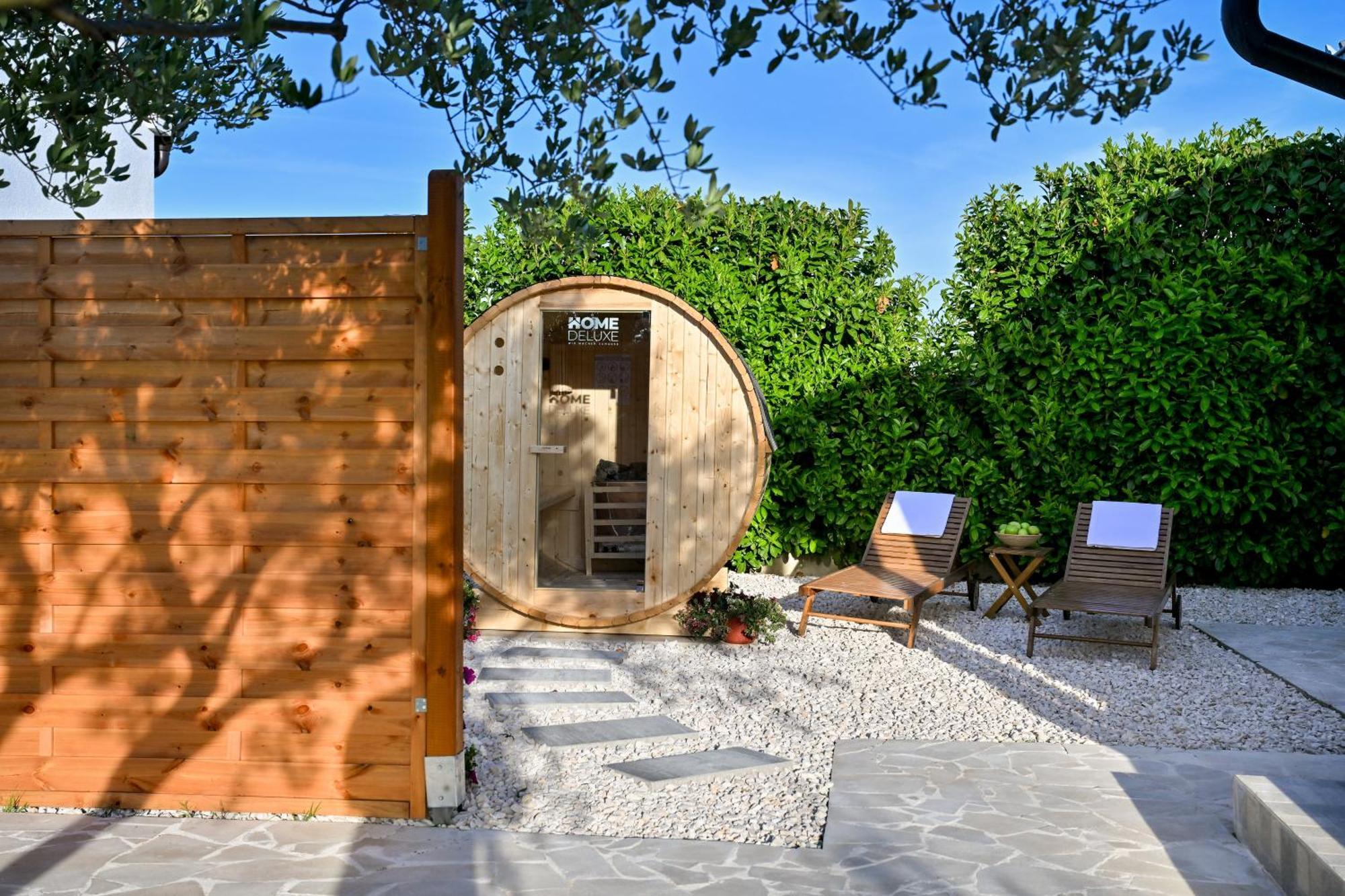 Holiday Home Aprilis With Pool, Jacuzzi And Sauna Galovac  Ngoại thất bức ảnh