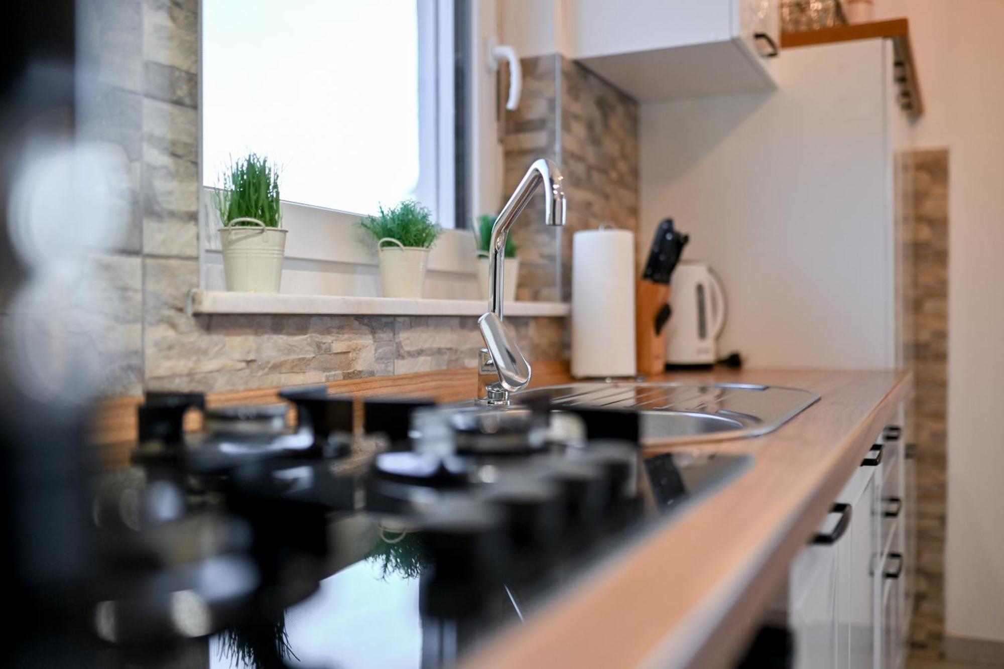 Holiday Home Aprilis With Pool, Jacuzzi And Sauna Galovac  Ngoại thất bức ảnh