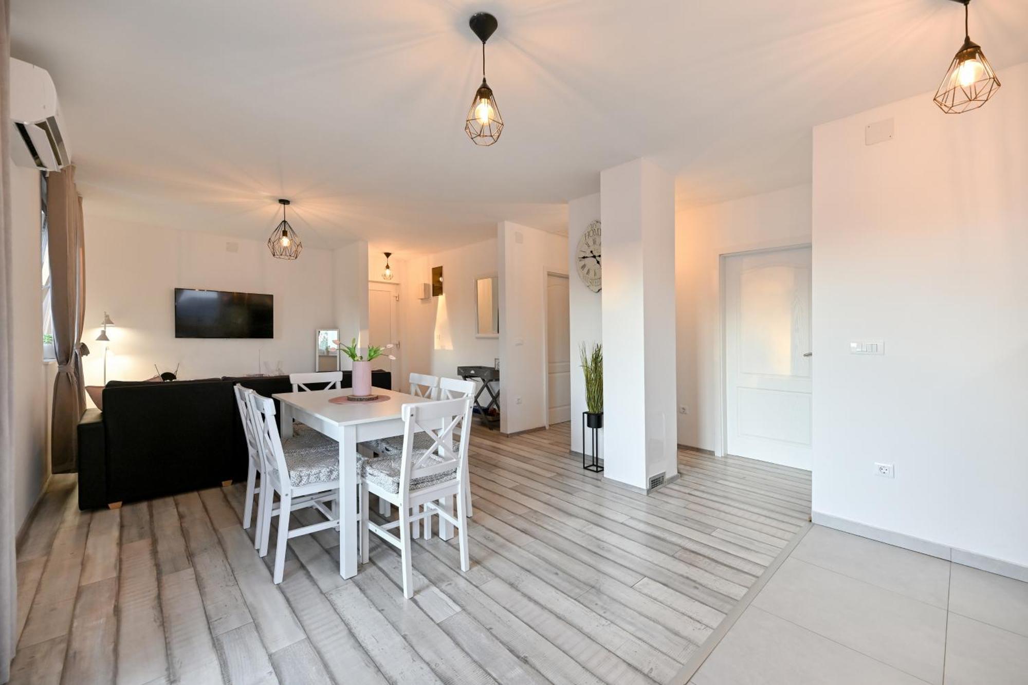 Holiday Home Aprilis With Pool, Jacuzzi And Sauna Galovac  Ngoại thất bức ảnh