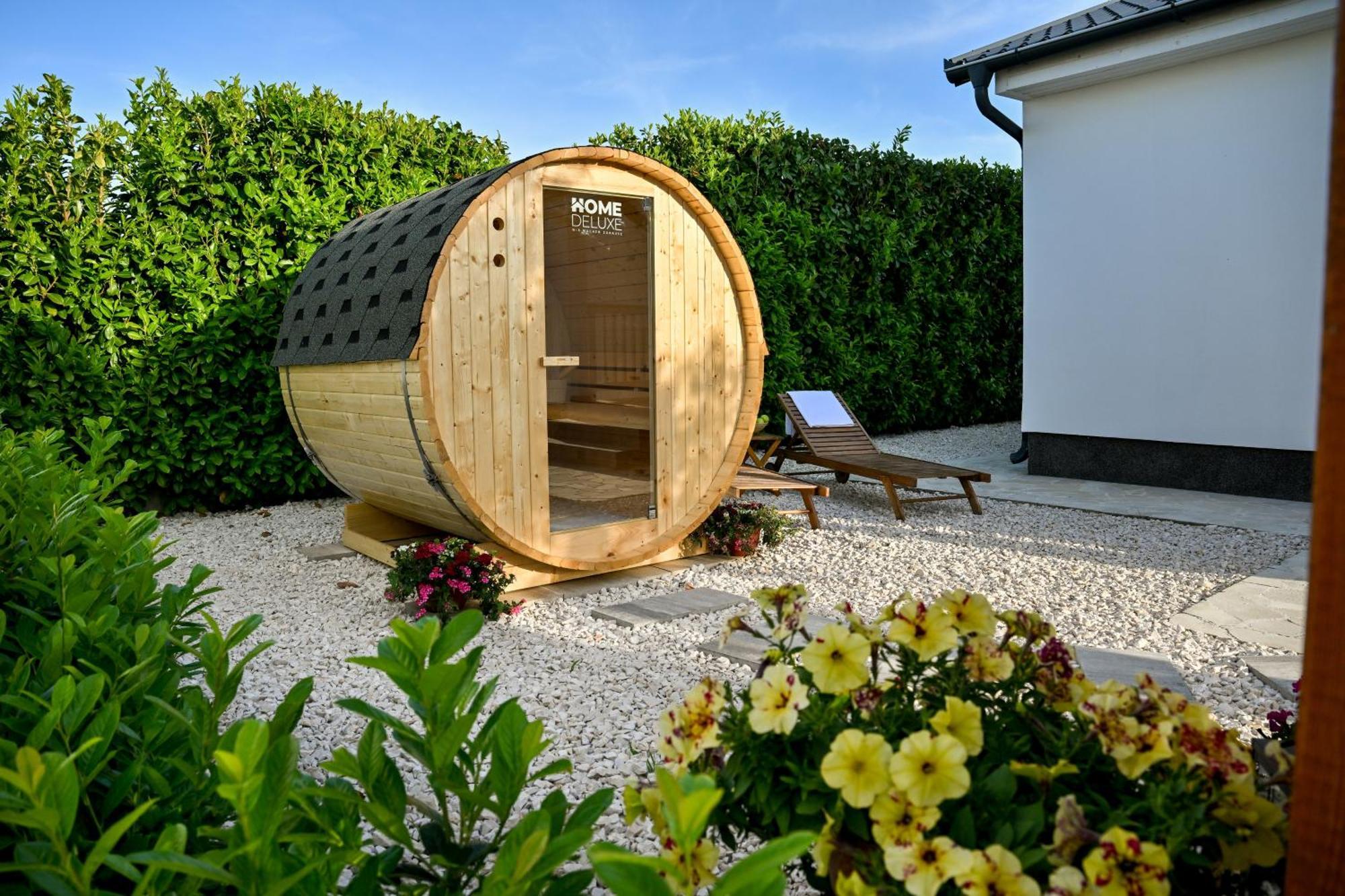 Holiday Home Aprilis With Pool, Jacuzzi And Sauna Galovac  Ngoại thất bức ảnh